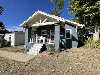 Main picture of 4909 Beach Ct