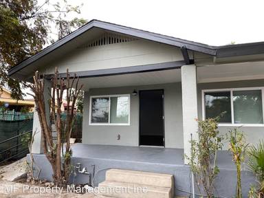 Main picture of 1074 N Avenue 51