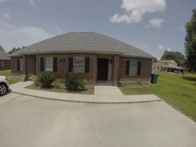 Main picture of 5848 Nobie Ln