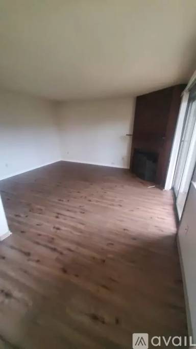 Main picture of 119 170th St E