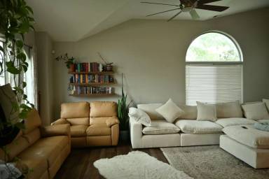 Main picture of 5615 Bayberry Ave