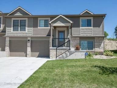Main picture of 2112 Little Kitten Ave