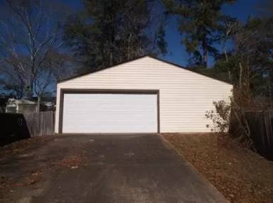 Main picture of 307 E Hickory Bend Rd