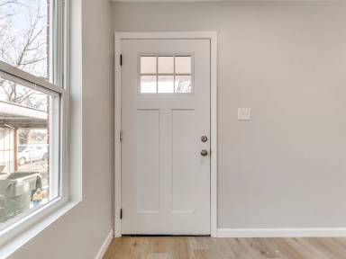 Main picture of 705 N Key Blvd