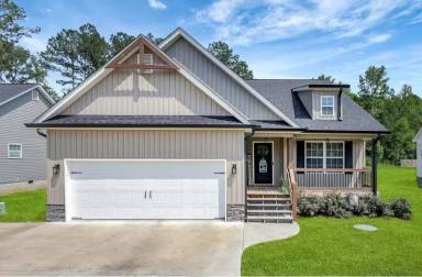 Main picture of 3128 Crow Rd NE