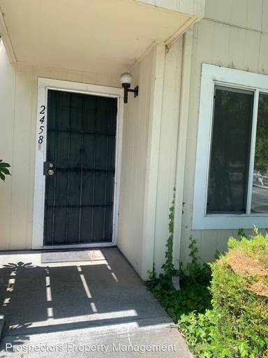 Main picture of 2458 Balme Dr
