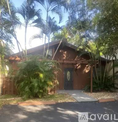 Main picture of 6180 NW 32nd Ter