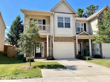 Main picture of 2401 Castle Keep Way SE