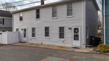 Main picture of 115 Iron Hill St