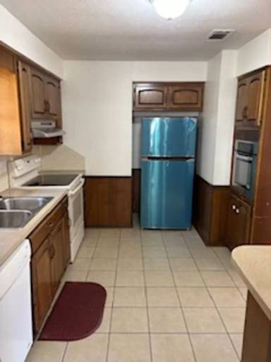 Main picture of 703 Winall Dr