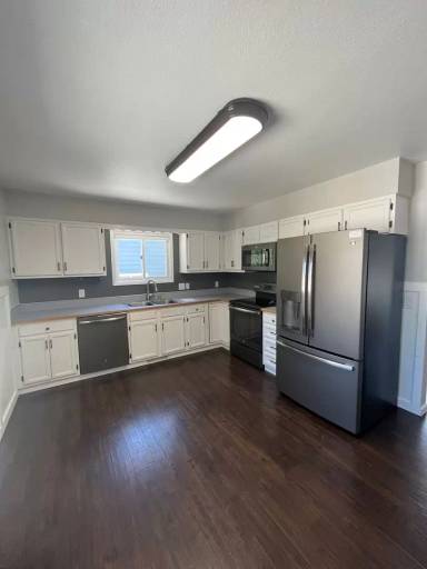 Main picture of 2911 Vermillion Dr