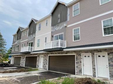Main picture of 1736 Chief Okemos Cir