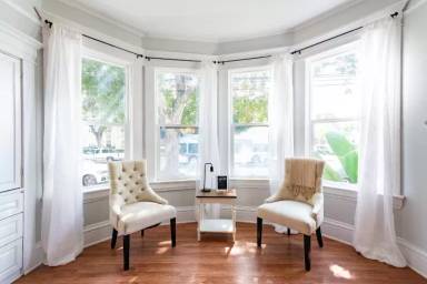 Main picture of 321 S Orange Ave