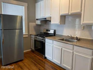 Main picture of 23 Varennes St