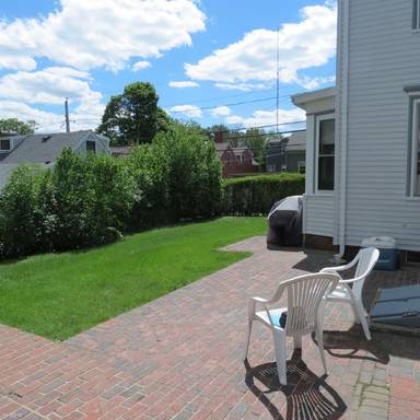 Main picture of 984 Chestnut St