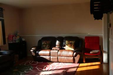 Main picture of 182 Evergreen Rd