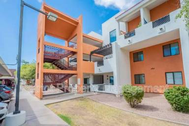 Main picture of Valor on Eighth