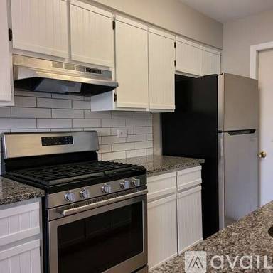 Main picture of 1642 Country Lakes Dr