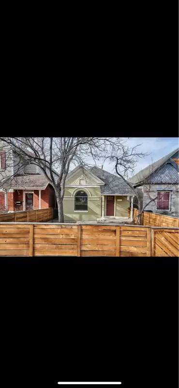 Main picture of 3027 N Lafayette St