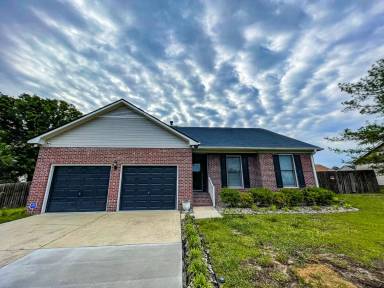 Main picture of 2929 Braddy Rd