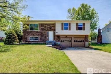 Main picture of 7827 Stonehill Dr