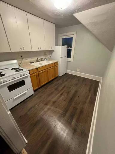Main picture of 209 Green St