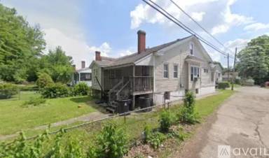 Main picture of 650 S 43rd St