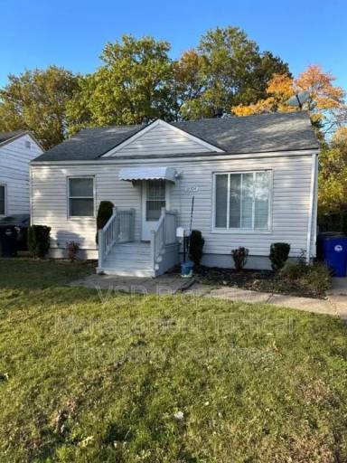 Main picture of 12304 Kirton Ave