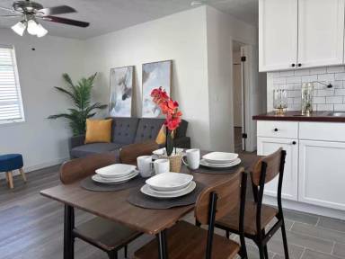 Main picture of 2140 Inwood Ter