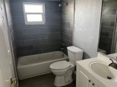 Main picture of 5404 18th St W