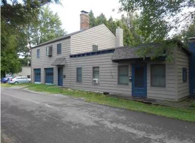 Main picture of 239 1/2 Standing Rock St