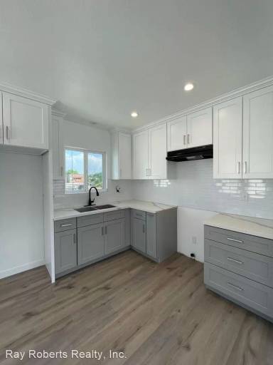 Main picture of 5851 Via Corona St