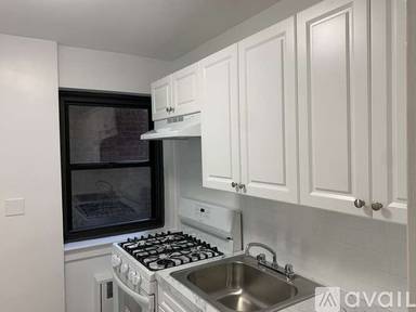 Main picture of 8235 134th St
