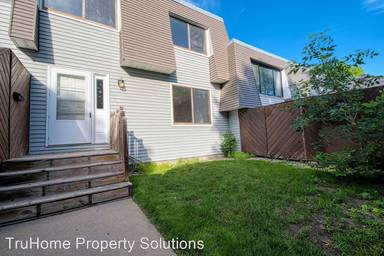 Main picture of 818 N 39th St