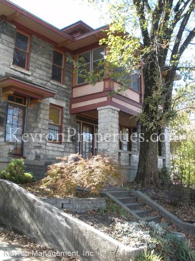 Main picture of 1563 Poplar Ave