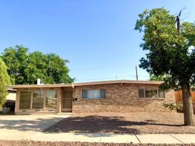 Main picture of 5305 Anchorage Ave