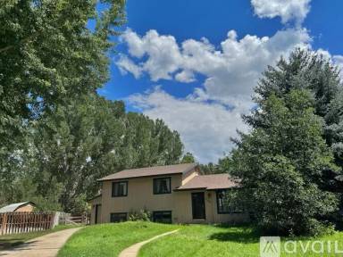 Main picture of 106 Bobcat Ct