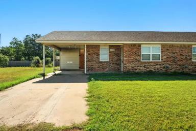 Main picture of 2319 N Daville Dr
