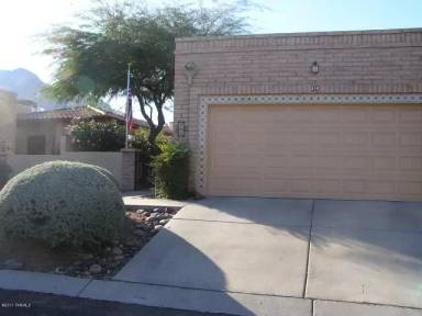 Main picture of 280 E Southern Pines Dr