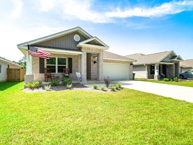 Main picture of 10505 Queens Gate Cir