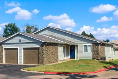 Main picture of Cottages at UCO