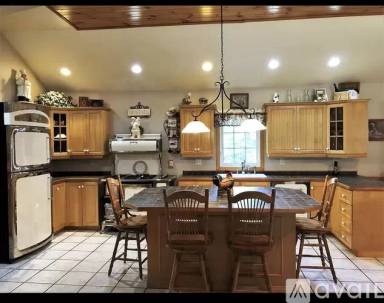 Main picture of 79 Lawrence Rd