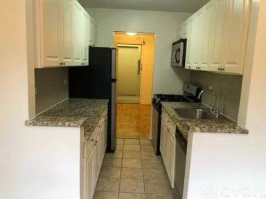 Main picture of 1520 202nd St