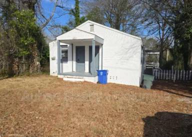 Main picture of 2711 School House Rd