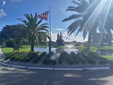 Main picture of Twin Lakes South Condos