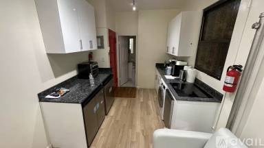 Main picture of 380 3rd Ave