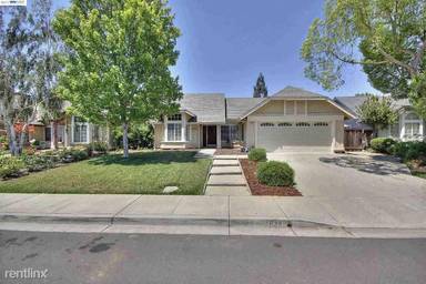 Main picture of 1634 Placer Cir