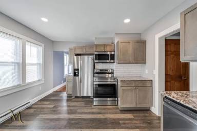 Main picture of 21 Daniel St