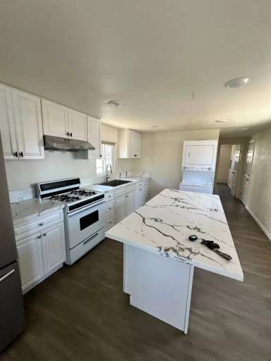 Main picture of Avalon Mobile Estates
