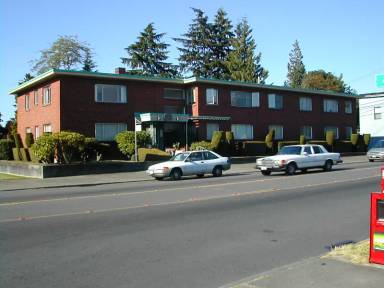 Main picture of 4420 SW Admiral Way